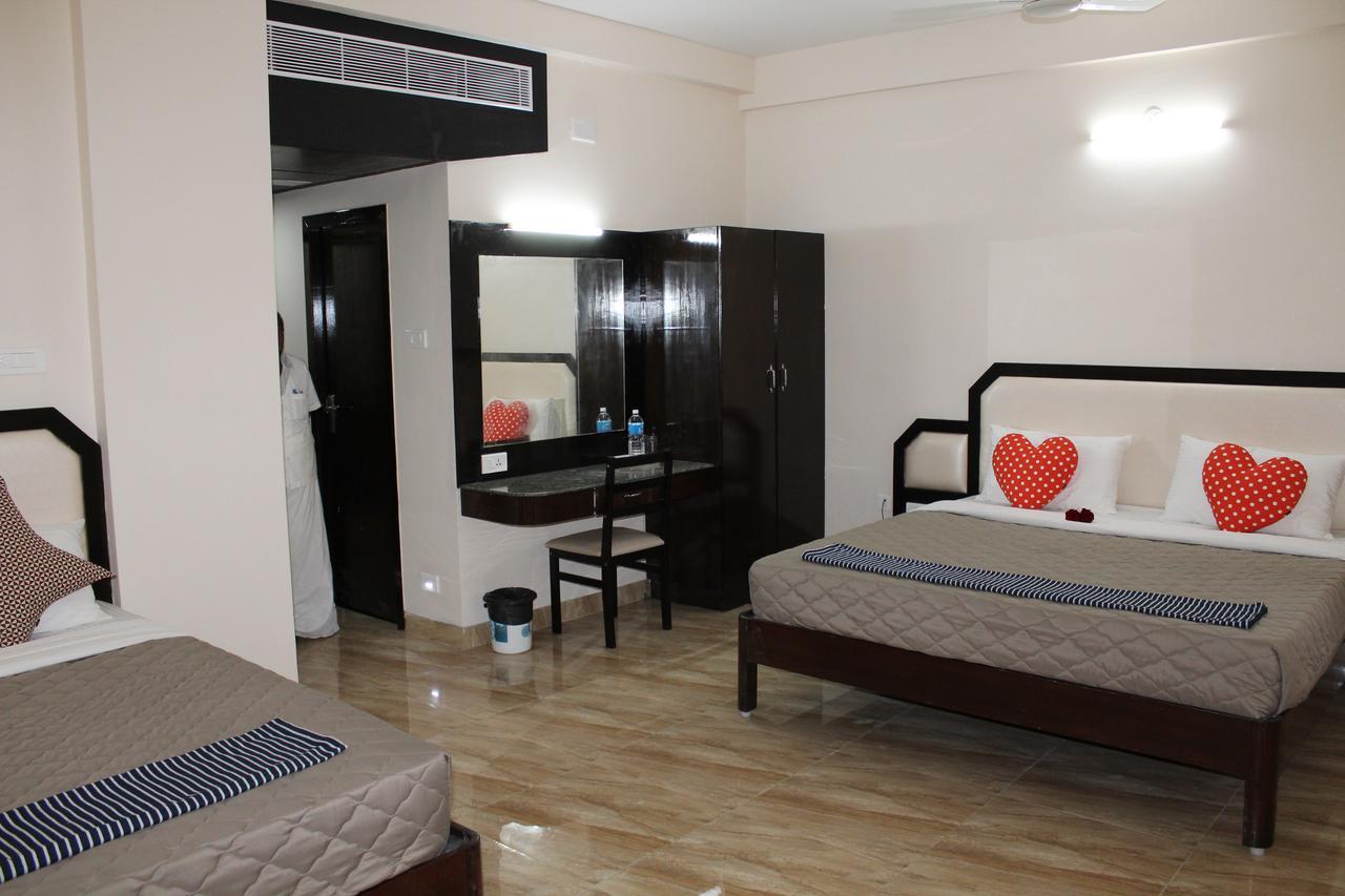 Hotel Jaidharshini Palace Kumbakonam Dış mekan fotoğraf